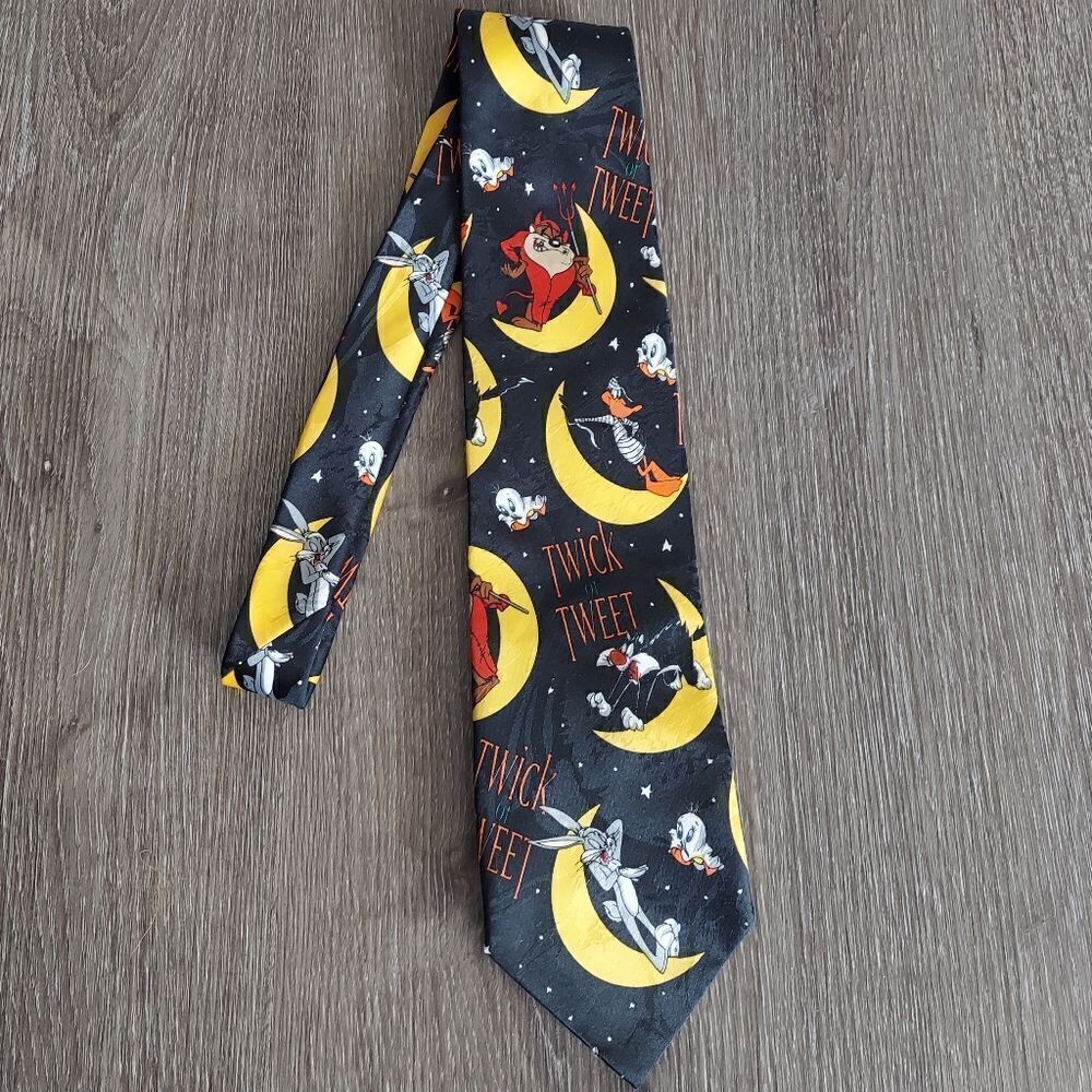 Vintage 1996 Looney Tunes Mania Halloween Twick or Tweet Tie Bugs Taz Daffy